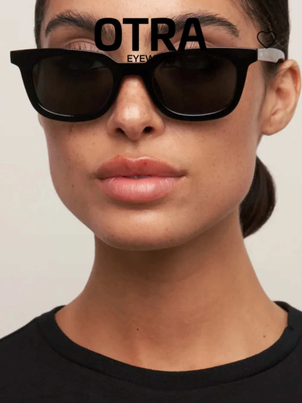 NWT OTRA Eyewear Nia Black Classic Wayfarer Sunglasses